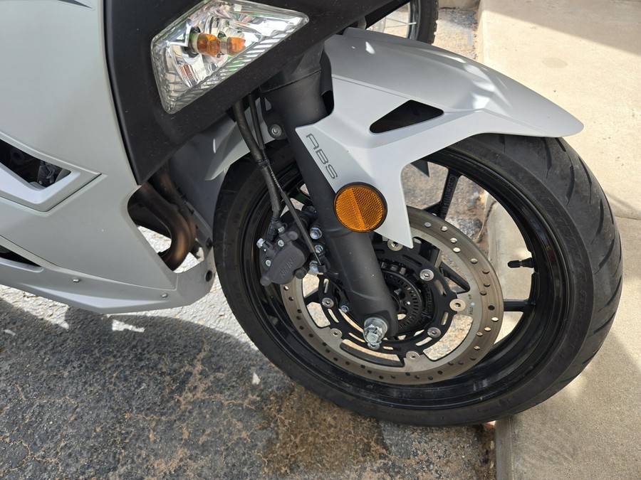2024 KAWASAKI NINJA 500 ABS