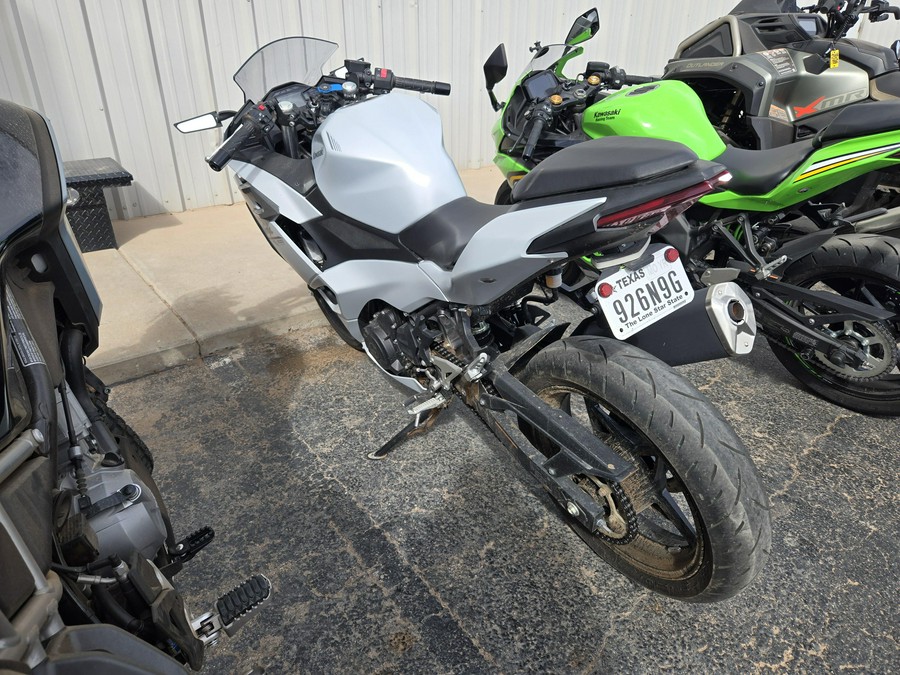 2024 KAWASAKI NINJA 500 ABS