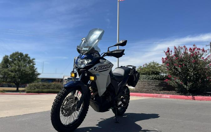 2022 Kawasaki Versys®-X 300 ABS Metallic Ocean Blue/Pearl Robotic White A14527
