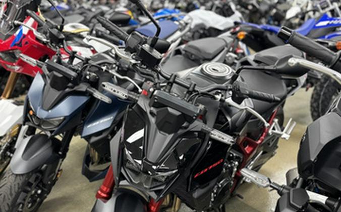2026 Honda CB750 Hornet E-Clutch