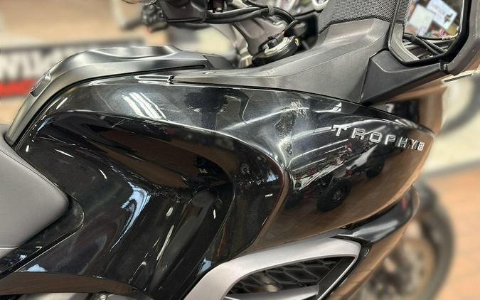 2016 Triumph TROPHY SE