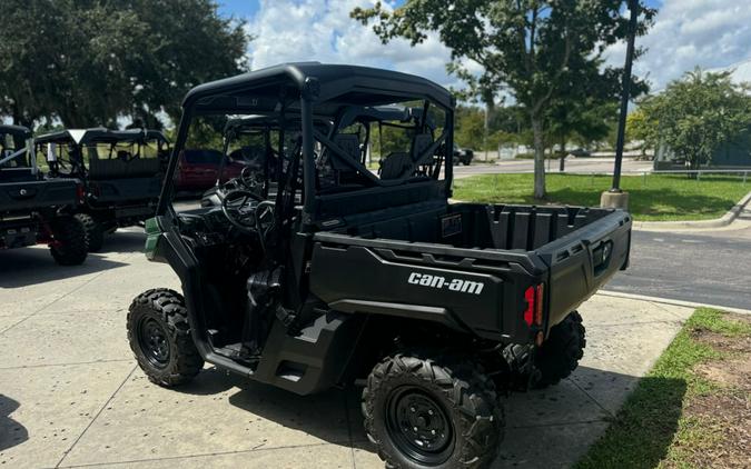 2024 Can-Am® Defender HD9