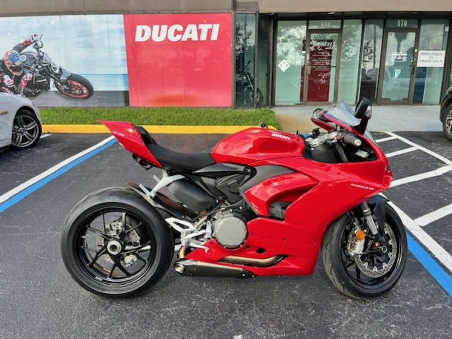 2023 Ducati Panigale V2 Ducati Red