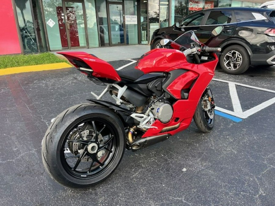 2023 Ducati Panigale V2 Ducati Red