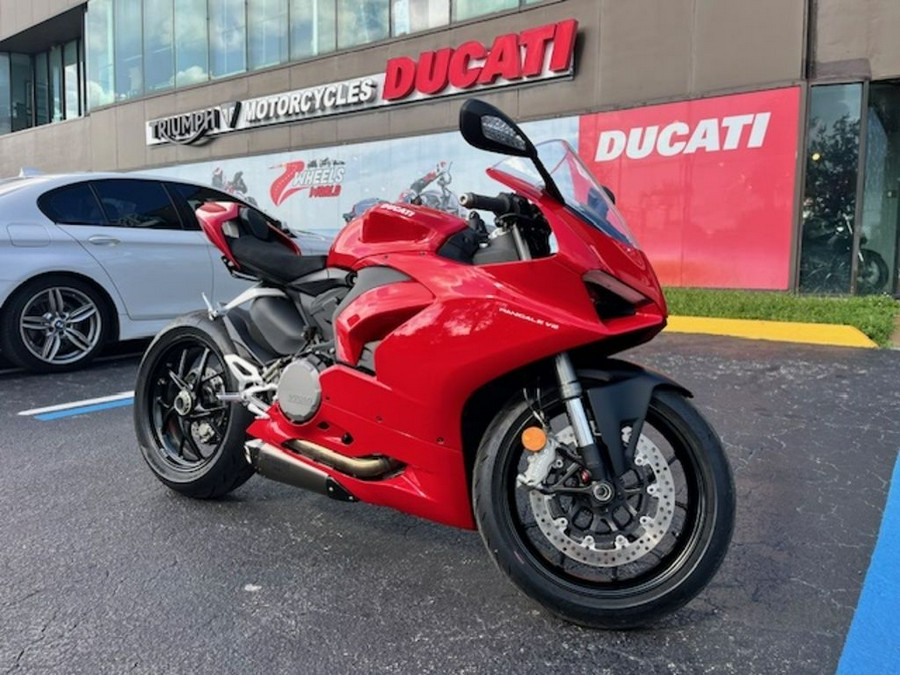 2023 Ducati Panigale V2 Ducati Red