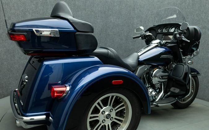 2014 HARLEY DAVIDSON FLHTCUTG TRI GLIDE ULTRA CLASSIC TRIKE