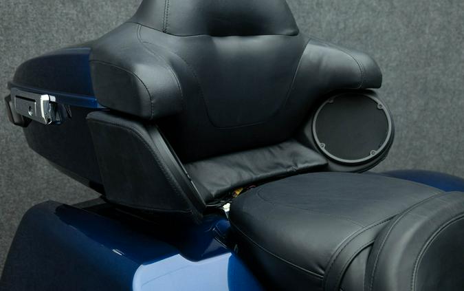 2014 HARLEY DAVIDSON FLHTCUTG TRI GLIDE ULTRA CLASSIC TRIKE