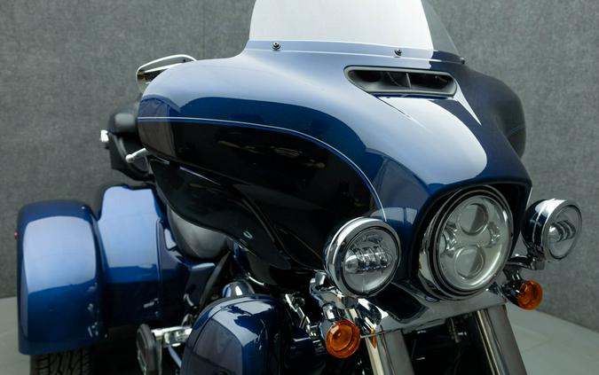 2014 HARLEY DAVIDSON FLHTCUTG TRI GLIDE ULTRA CLASSIC TRIKE