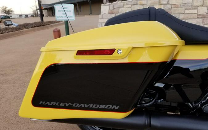 2023 Harley-Davidson® Street Glide® Special Industrial Yellow / Vivid Black