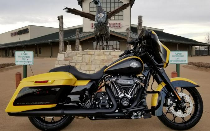 2023 Harley-Davidson® Street Glide® Special Industrial Yellow / Vivid Black