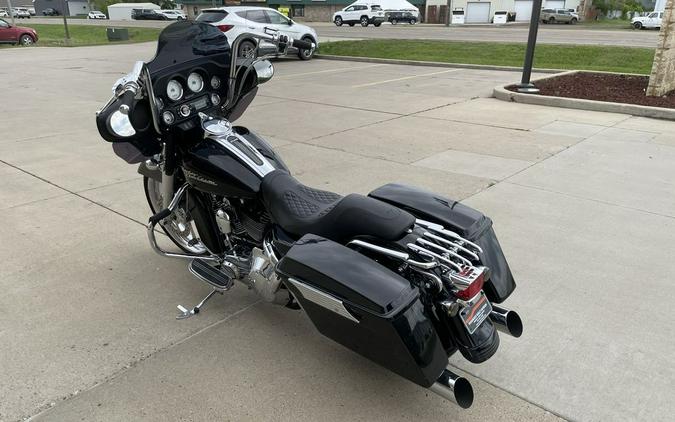 2006 Harley-Davidson® FLHX - Street Glide®