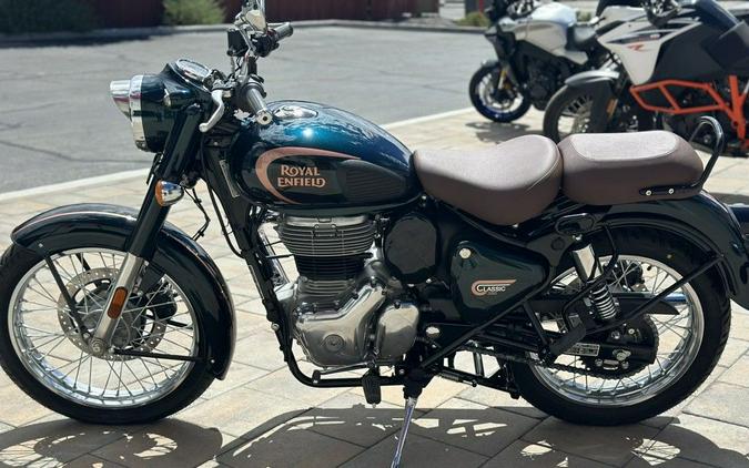 2023 Royal Enfield Classic 350 Halcyon Green