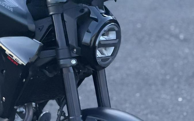 2024 Honda® CBR300RAR