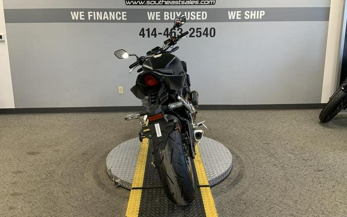 2026 Honda® CB650R E-Clutch