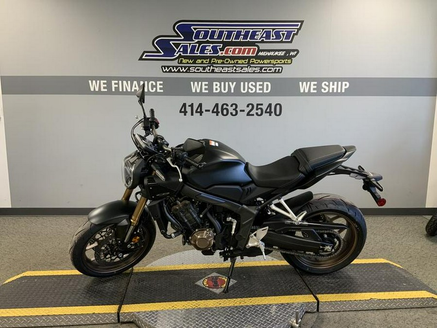 2026 Honda® CB650R E-Clutch