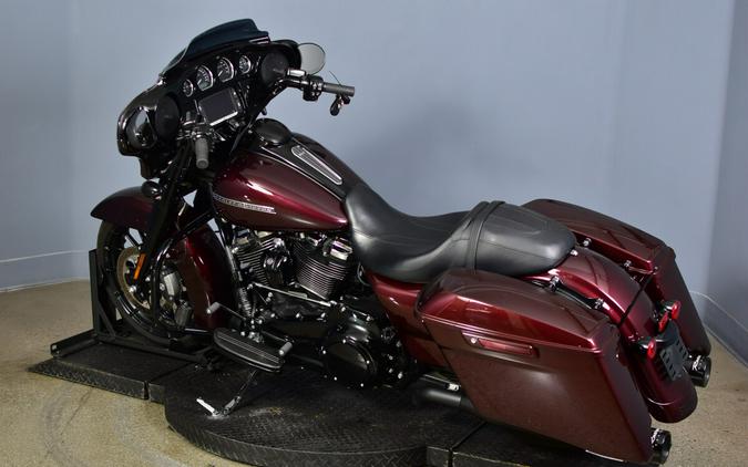 2018 Harley-Davidson Street Glide Special