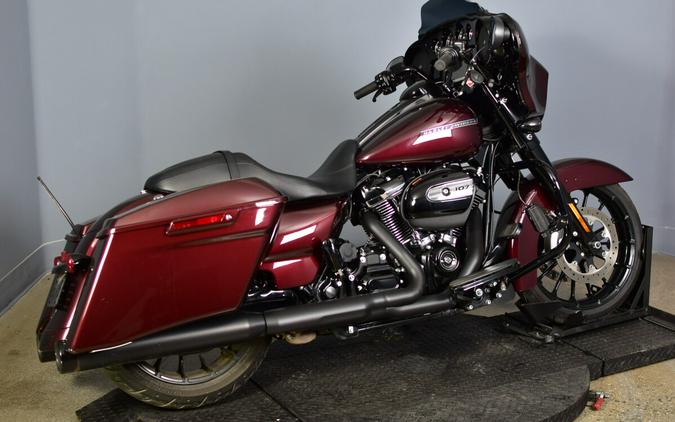 2018 Harley-Davidson Street Glide Special