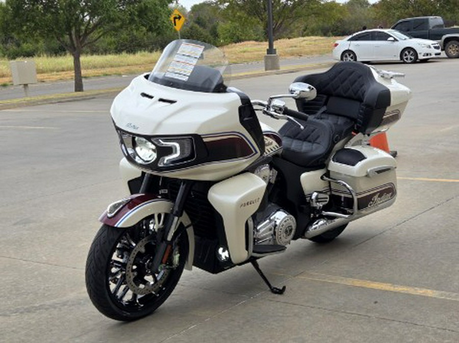 2026 Indian Motorcycle Pursuit® Limited Signature Series