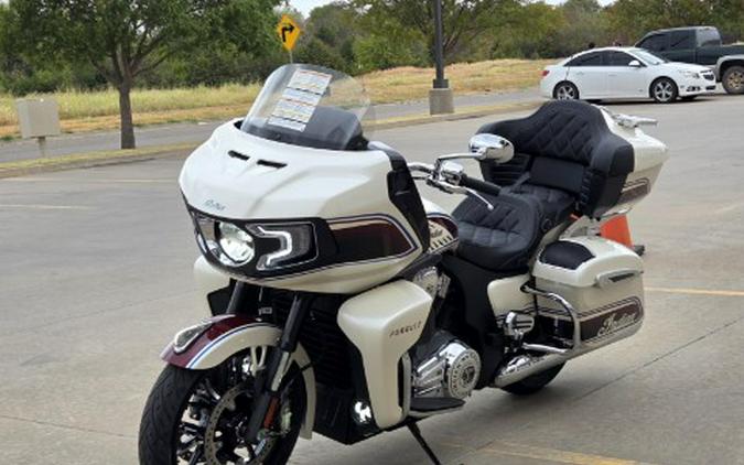 2026 Indian Motorcycle Pursuit® Limited Signature Series