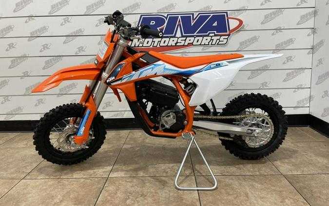 2024 KTM SX-E 3