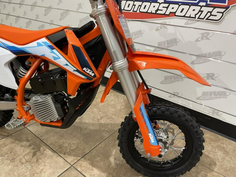 2024 KTM SX-E 3