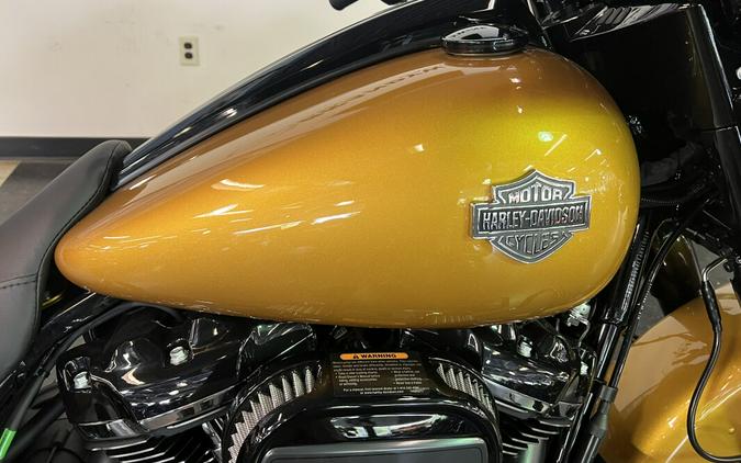 2023 Harley-Davidson Street Glide Special Prospect Gold – Black Finish FLHXS