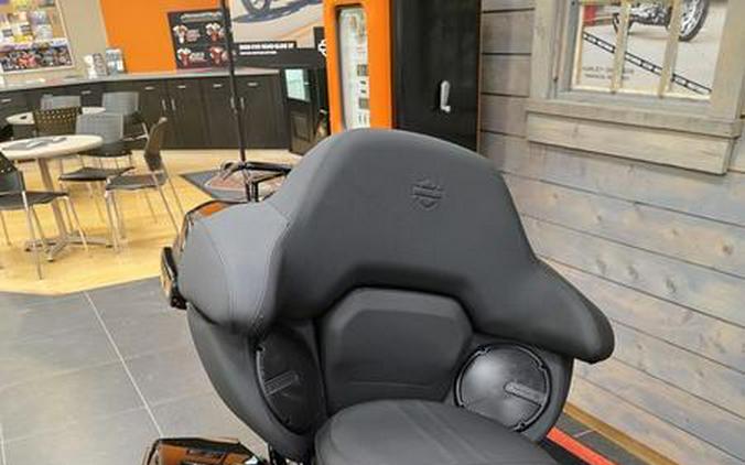 2026 Harley-Davidson® FLHXL - Street Glide® Limited