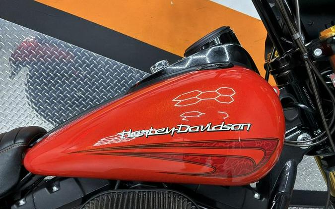 2017 Harley-Davidson® FXDF - Fat Bob®