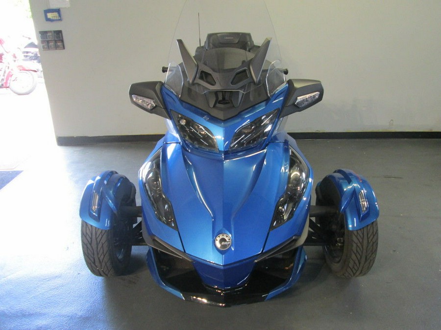 2018 Can-Am® Spyder® RT Limited Dark