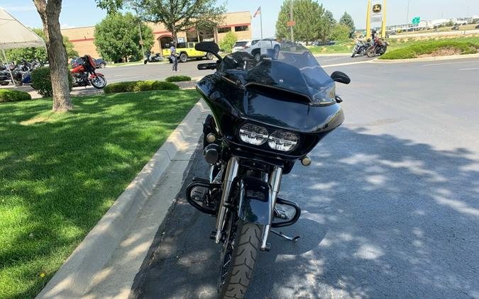 2022 Harley-Davidson CVO™ Road Glide Blue Steel