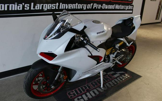 2021 Ducati Panigale V2 White Rosso Livery