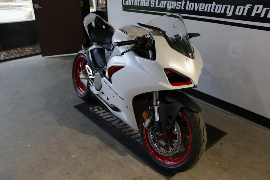 2021 Ducati Panigale V2 White Rosso Livery