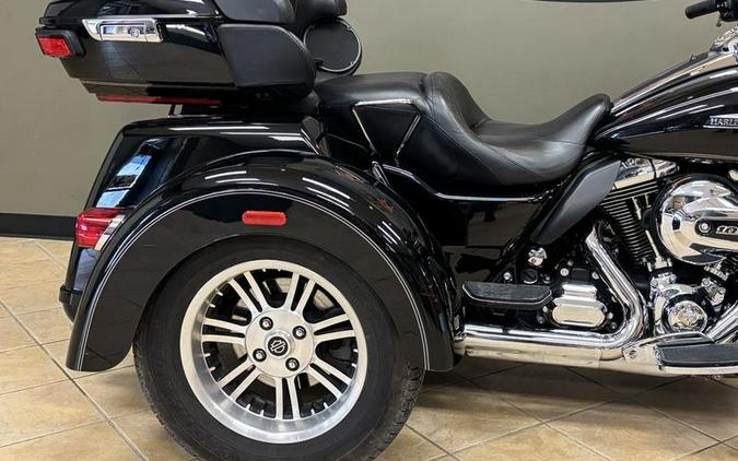 2016 Harley-Davidson® FLHTCUTG - Tri Glide® Ultra