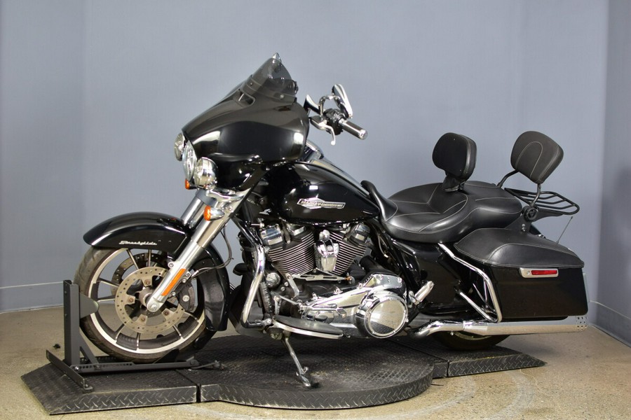 2021 Harley-Davidson Street Glide