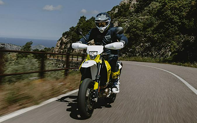 2026 Husqvarna Supermoto 701