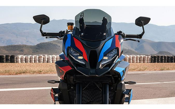 2025 BMW M 1000 XR