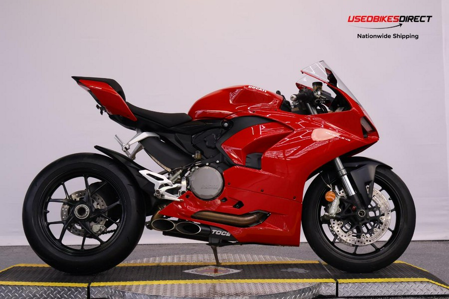 2021 DUCATI PANIGALE V2 - $14,999.00