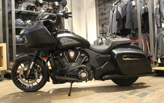 2023 Indian Motorcycle® Challenger® Dark Horse® Black Smoke