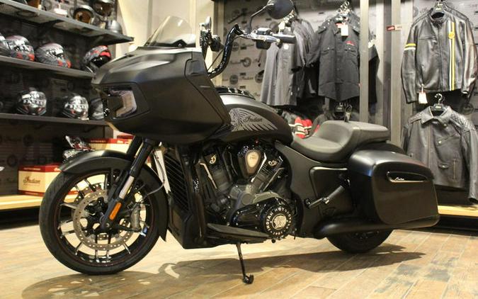 2023 Indian Motorcycle® Challenger® Dark Horse® Black Smoke