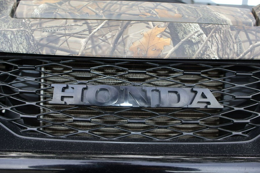 2021 Honda® Pioneer 1000-5 Deluxe Honda Phantom Camo®