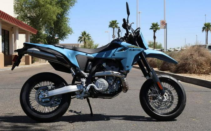 2025 Suzuki DR-Z 4SM