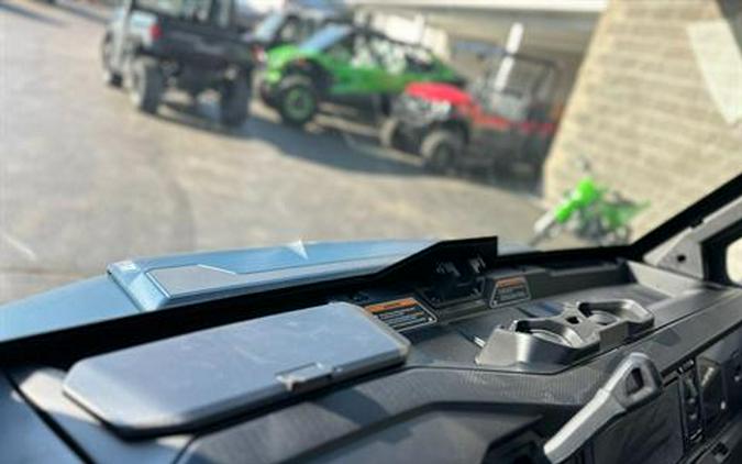 2026 Can-Am Defender MAX XT CAB HD11