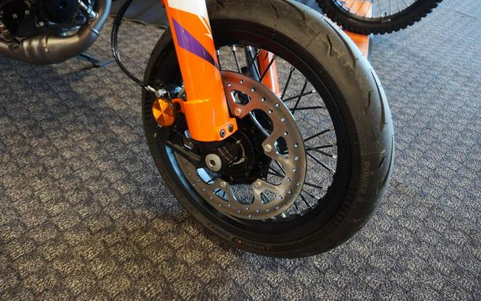 New 2025 KTM 390 SMC R