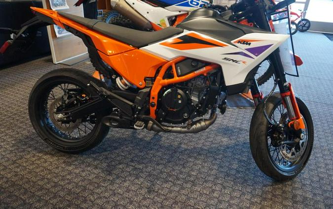 New 2025 KTM 390 SMC R
