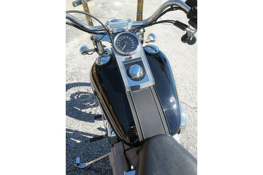 2002 FXST SOFTAIL STANDARD - Harley-Davidson®