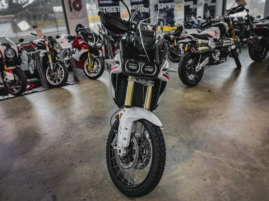 2026 DUCATI DESERT X V2