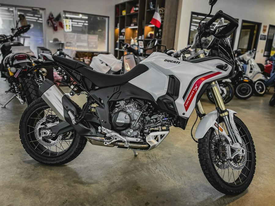 2026 DUCATI DESERT X V2