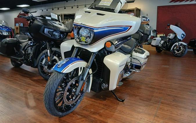 2026 Indian Roadmaster PowerPlus Signature Series Frontier Pearl / Vigilant Blue