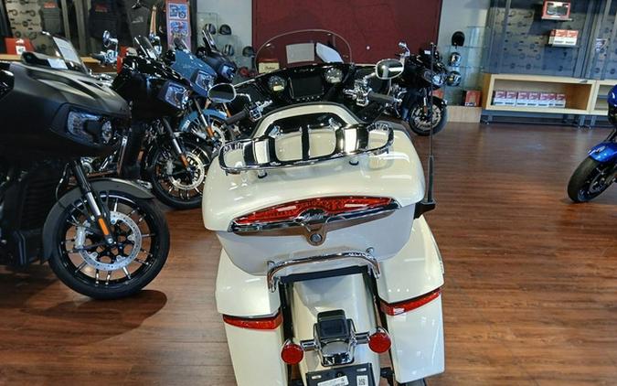 2026 Indian Roadmaster PowerPlus Signature Series Frontier Pearl / Vigilant Blue
