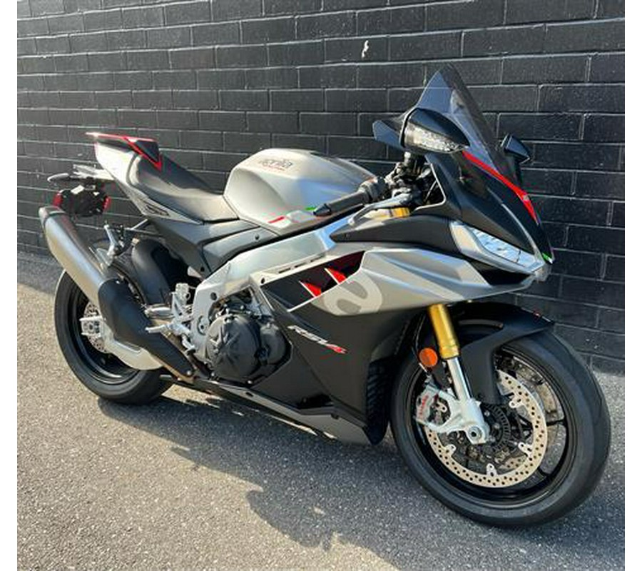 2022 Aprilia RSV4 1100